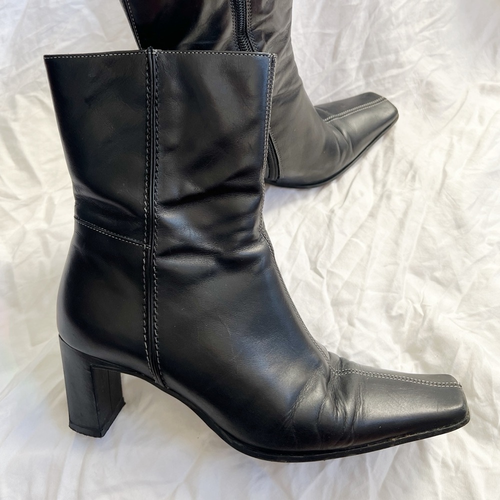 🖤Aldo // Black Heeled Boots🖤